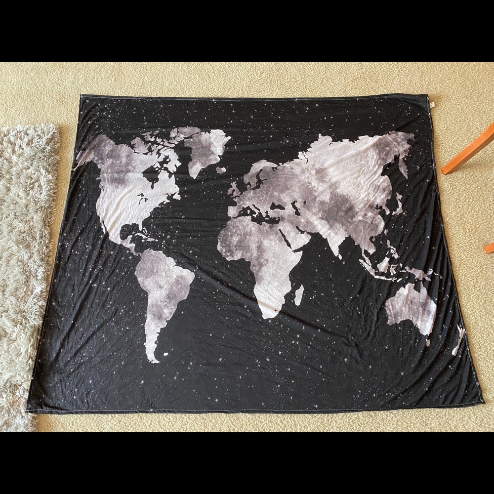 Map Tapestry - Picture 2 of 4